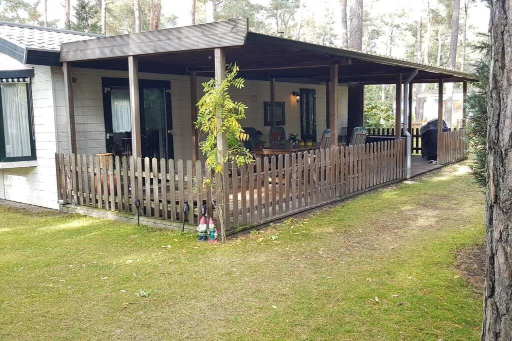 Mooi Chalet Met Grote Tuin Op Een 4 Sterren Park. Дорнспейк Екстер'єр фото