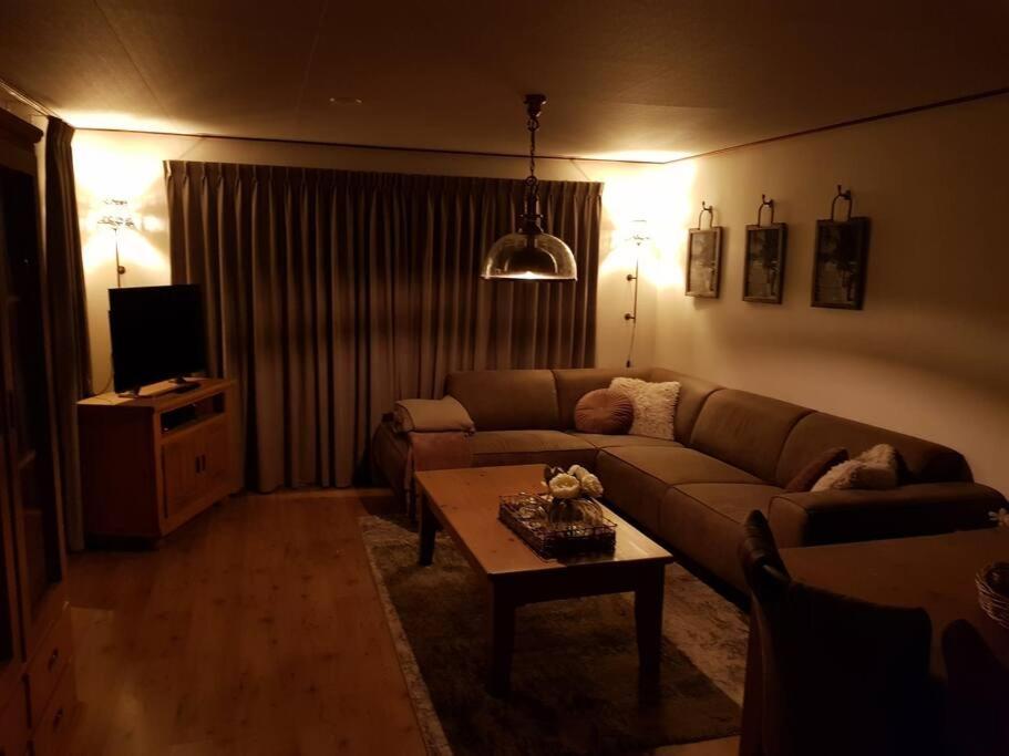 Mooi Chalet Met Grote Tuin Op Een 4 Sterren Park. Дорнспейк Екстер'єр фото